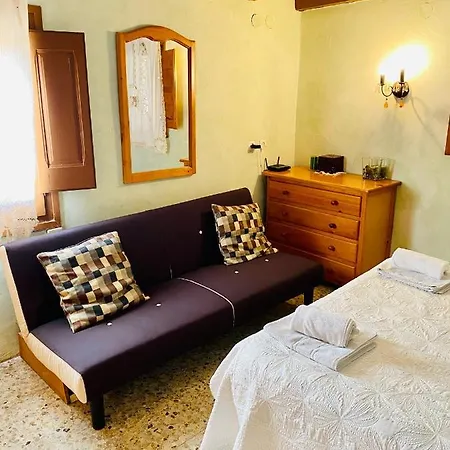 Сasa de vacaciones Masia Pau Prat *